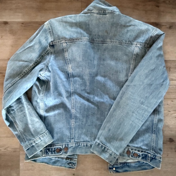Levi's Light Blue Denim Jacket - Picture 2 of 5